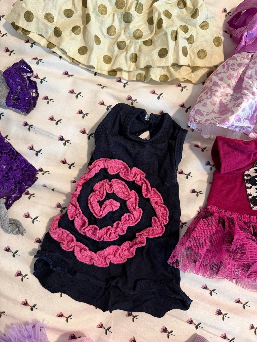 18 inch Doll clothing lot of 9 outfits